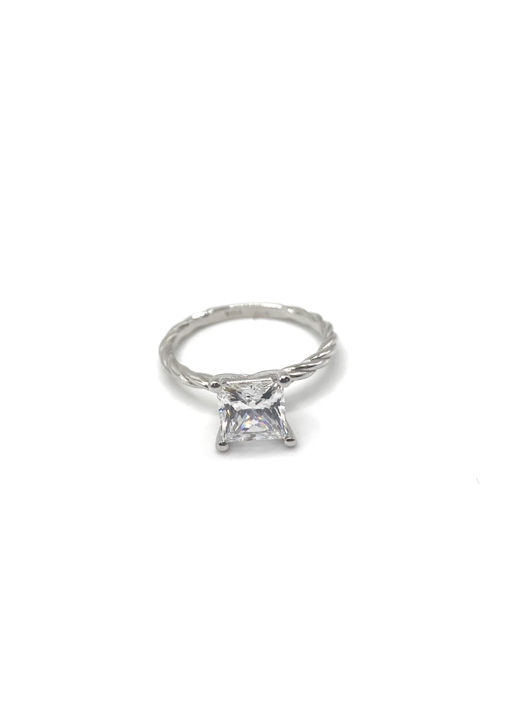PARÉ Bague torsade solitaire princesse en Or blanc 10K