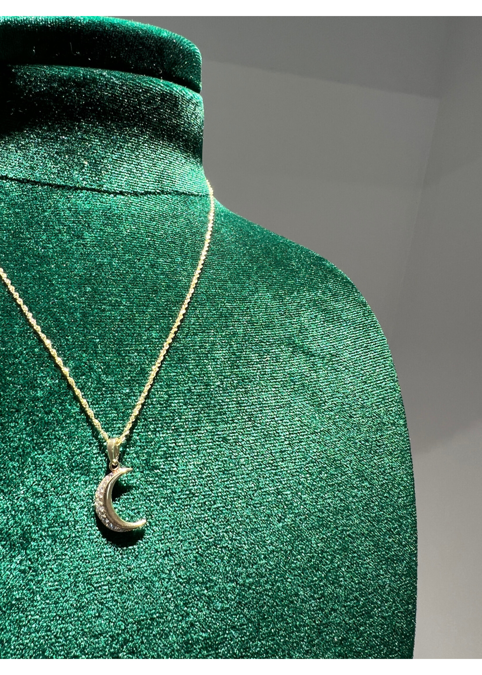 PARÉ Chaine en Or avec pendentif lune 10k