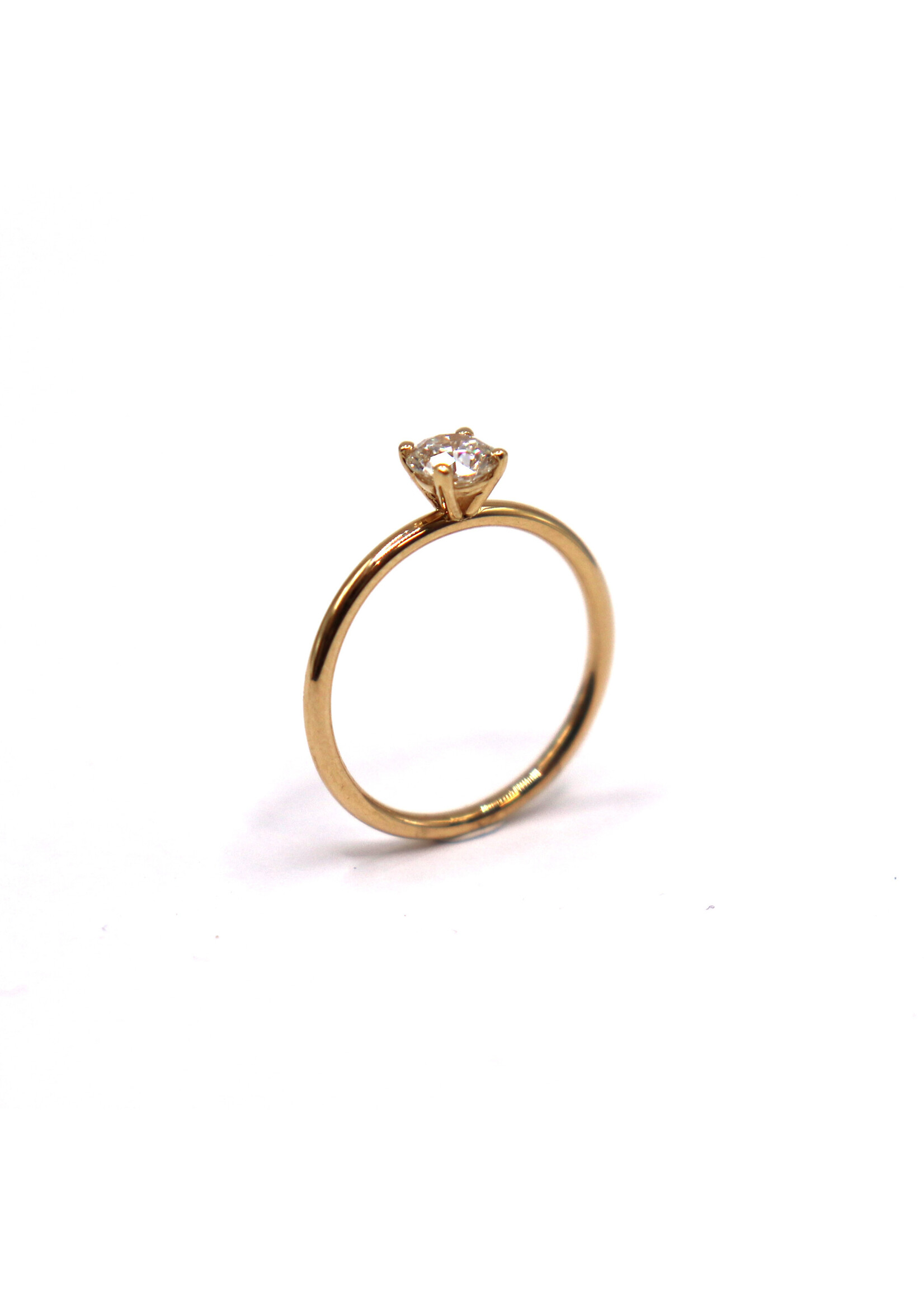 PARÉ Bague solitaire avec diamant Canadien Or 18K