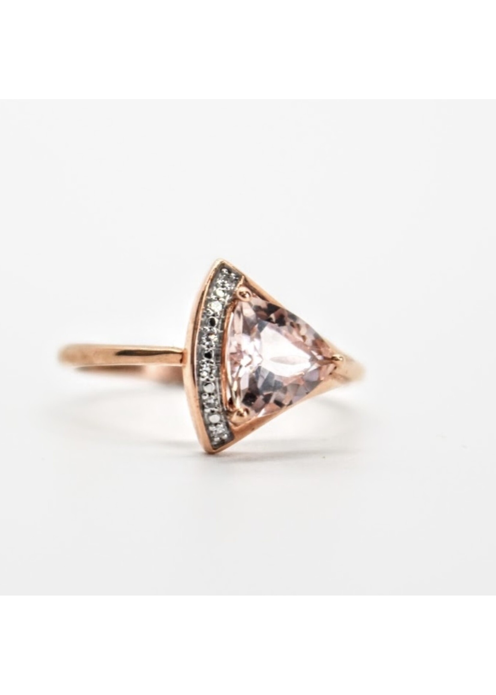 Bague triangle Or rose 10K avec morganite et diamants
