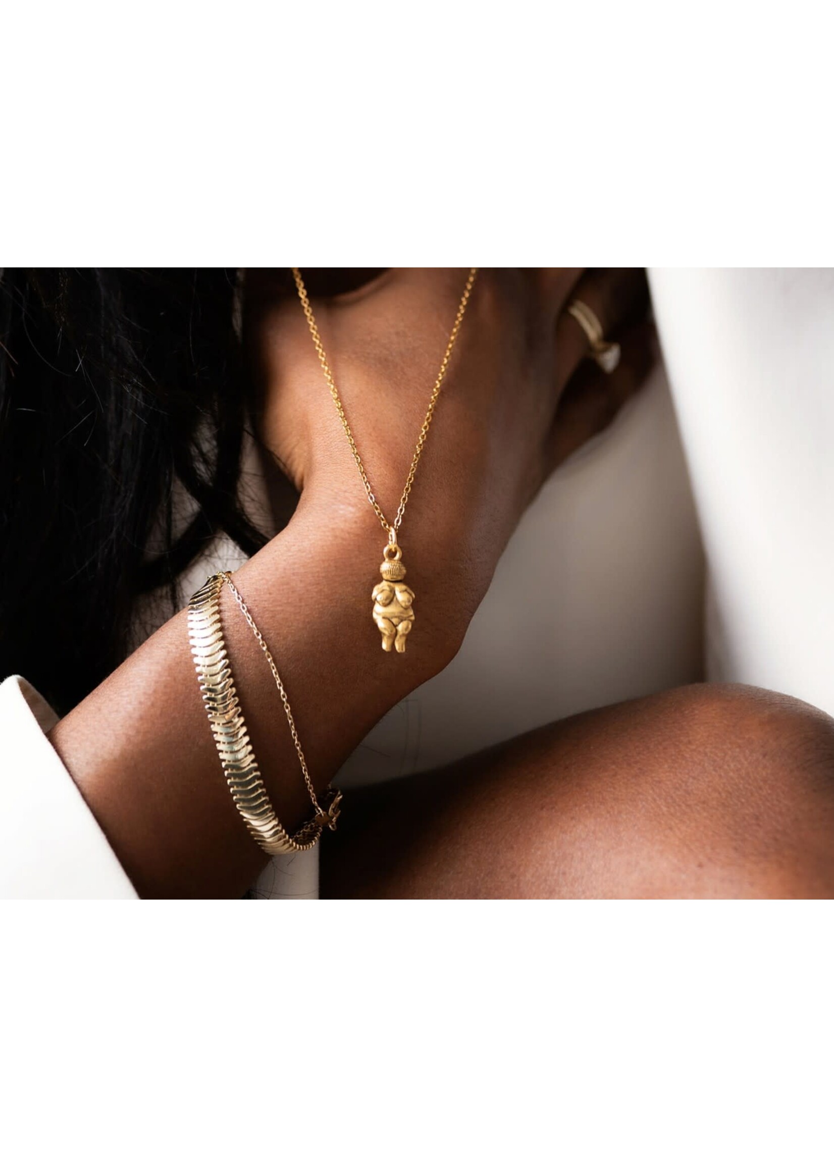 VénÜs « La Vénus Mater »  Pendentif en Or massif