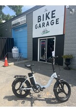 Magnum USED Magnum Premium 3  Low Step White (2 Month warranty)