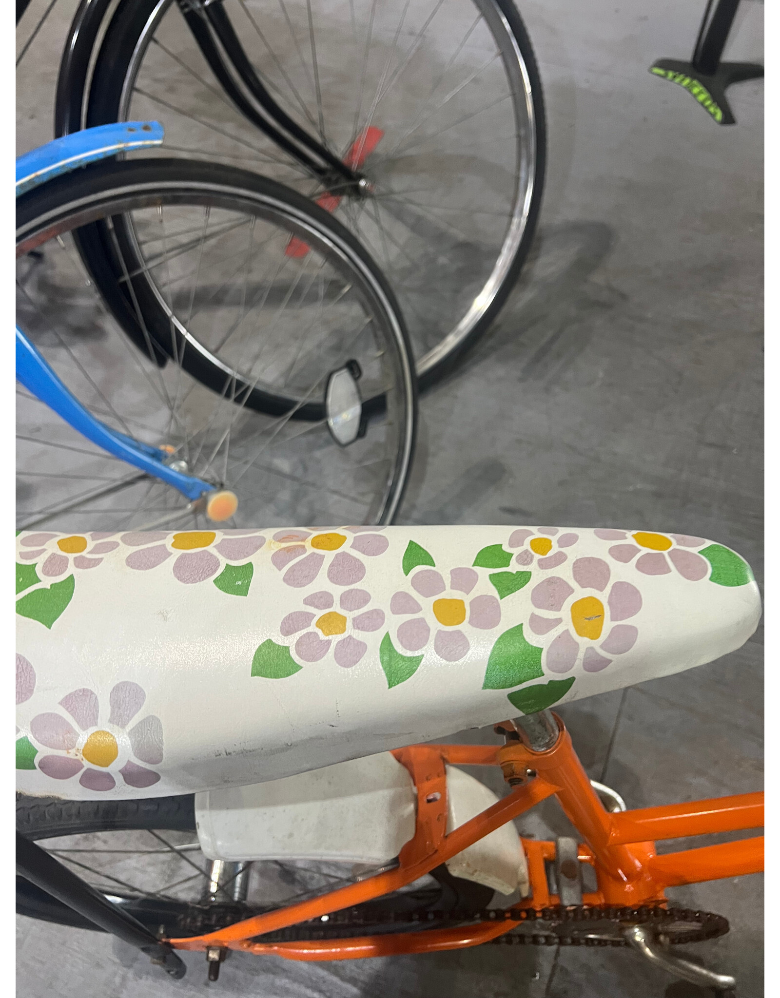 RoadMaster Vintage AMF Roadmaster Banana Seat  Kid’s Bicycle
