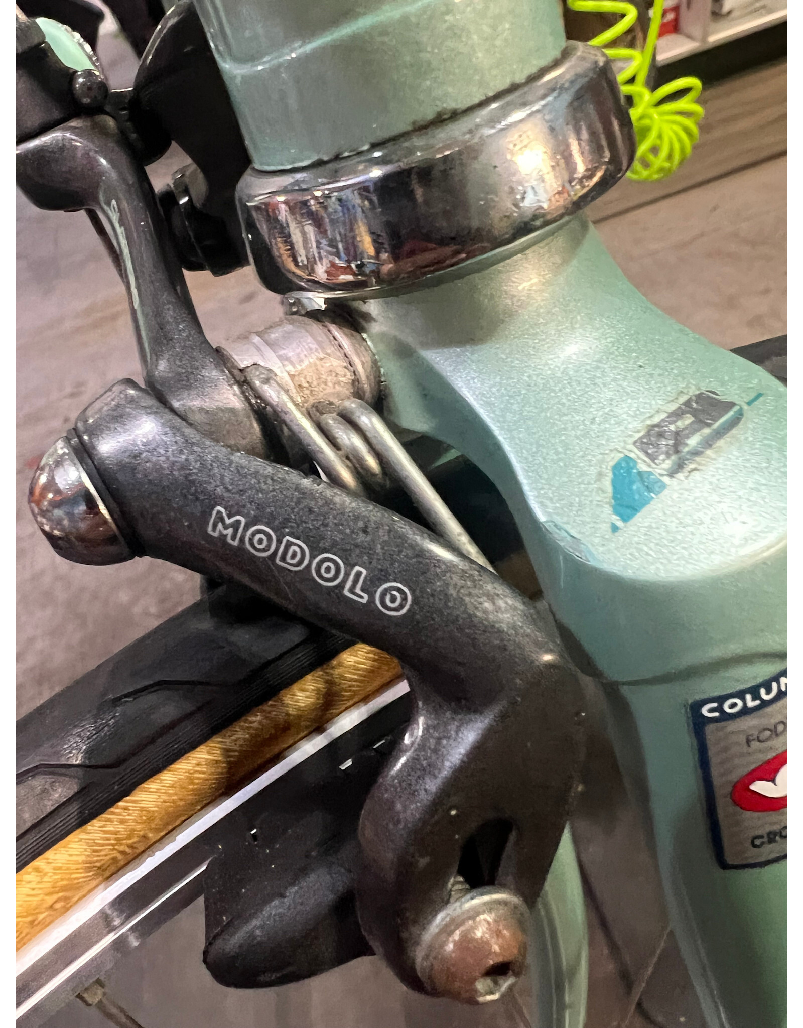 BIANCHI Classic Italian Bianchi Quattro road bike - small