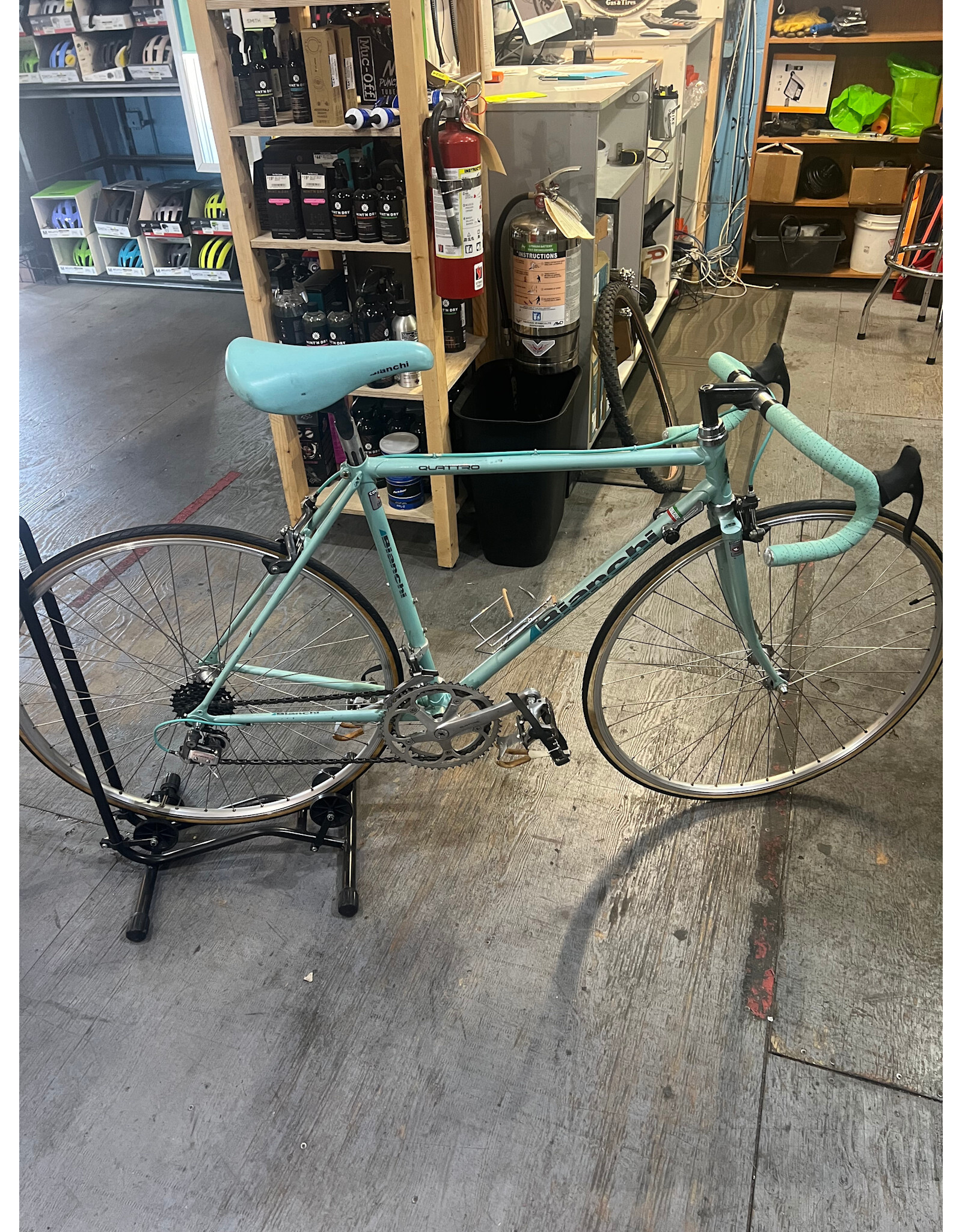 BIANCHI Classic Italian Bianchi Quattro road bike - small