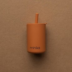 Minika Verre avec paille et couvercle en silicone
