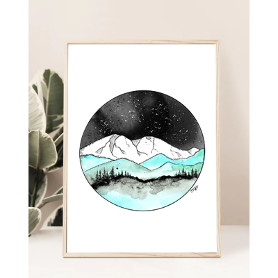 Stefy Artiste Illustration - Montagnes et sapins en cercle turquoise