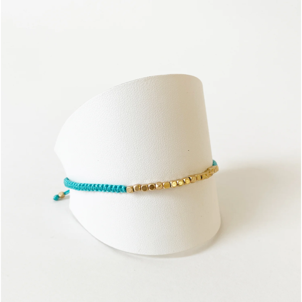 Bracelet de fils délicat et ajustable - Turquoise - Inédit du Nord