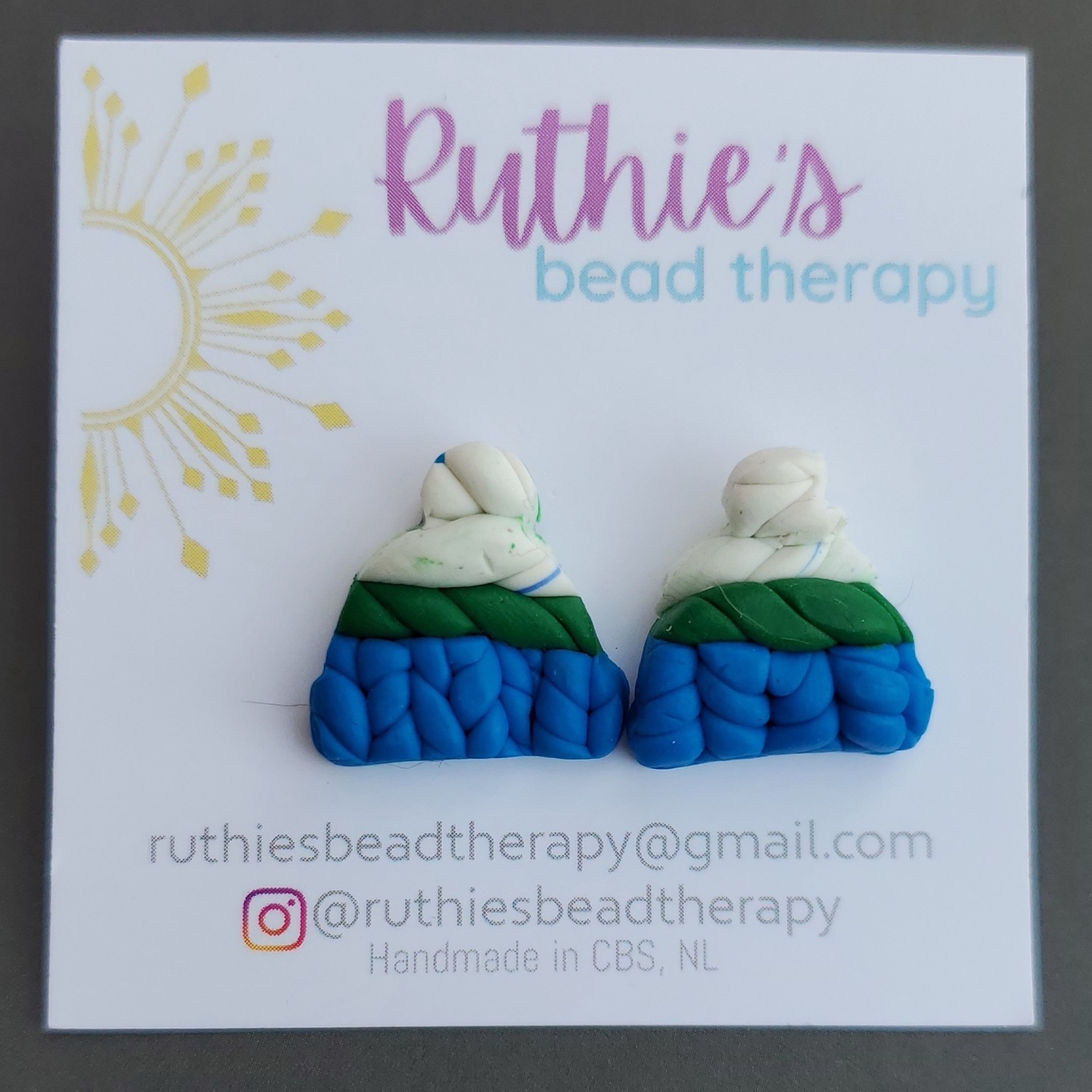 Labrador Hat Studs - Earrings- Ruthies Bead Therapy