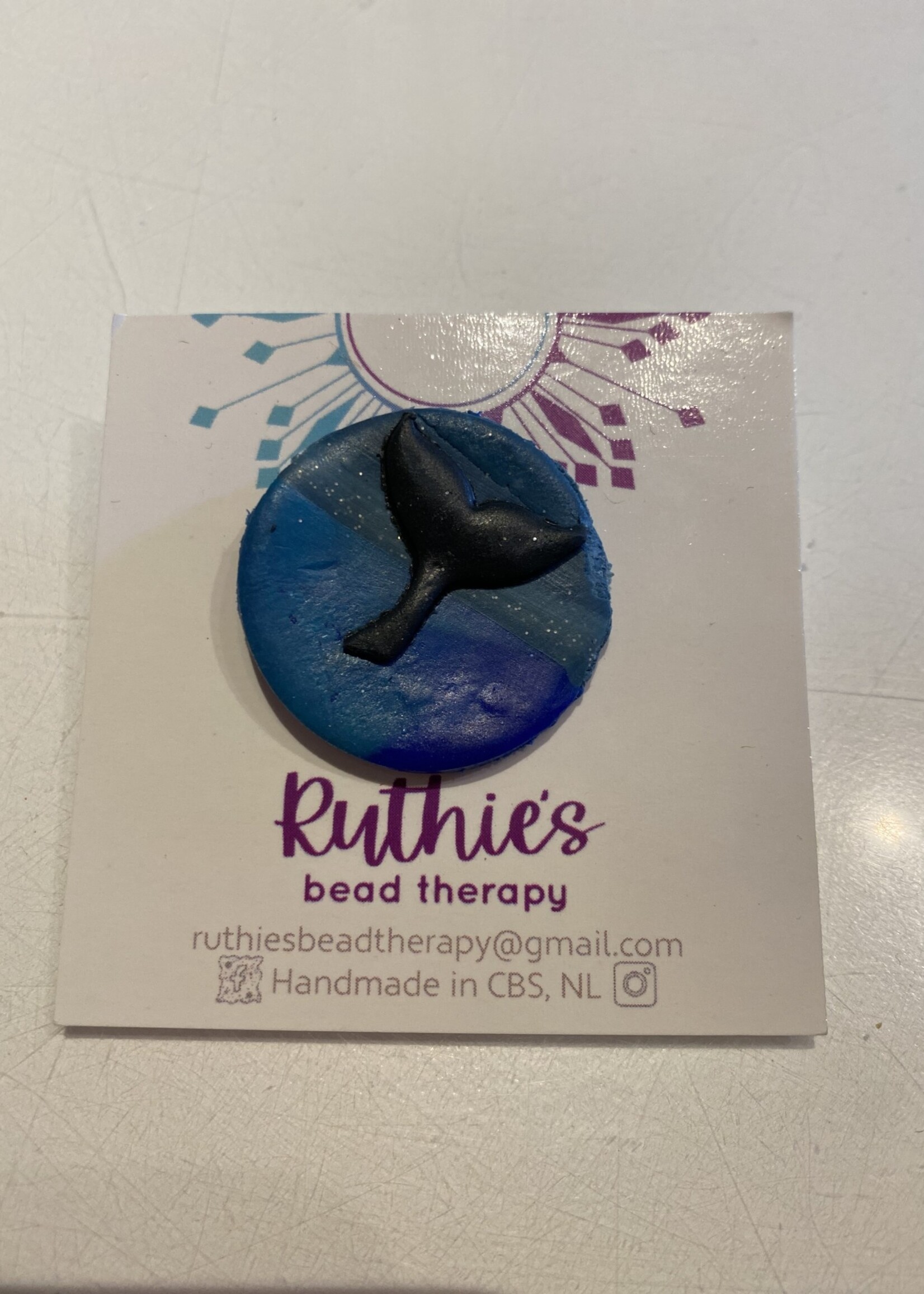 Whale Pin - Ruthies Bead Therapy