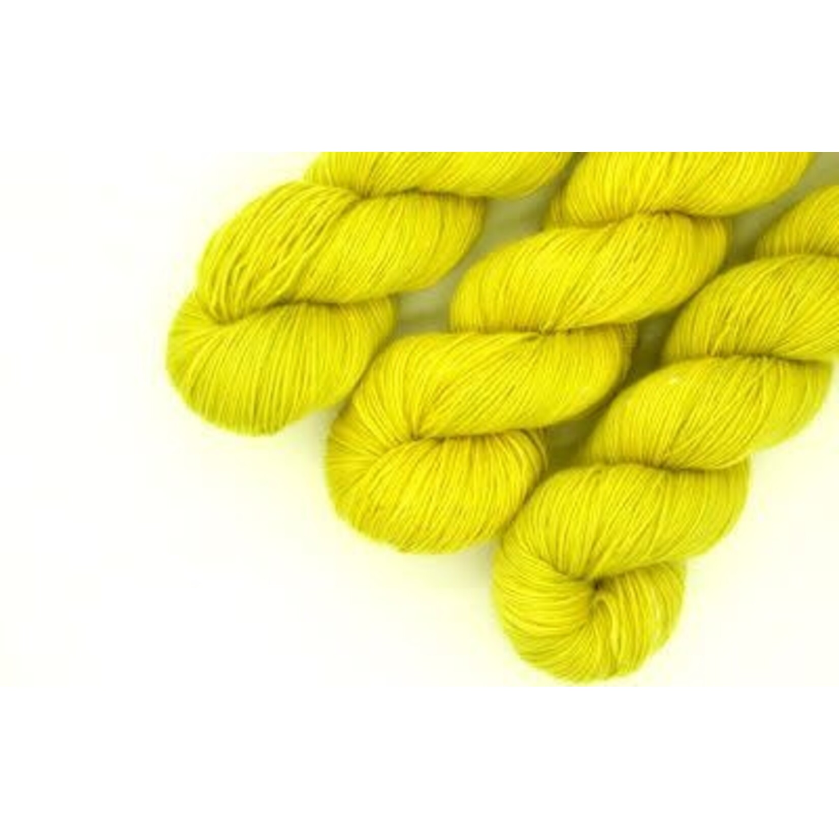 Julie Asselin Julie Asselin -  Leizu DK -  Yellow Tang
