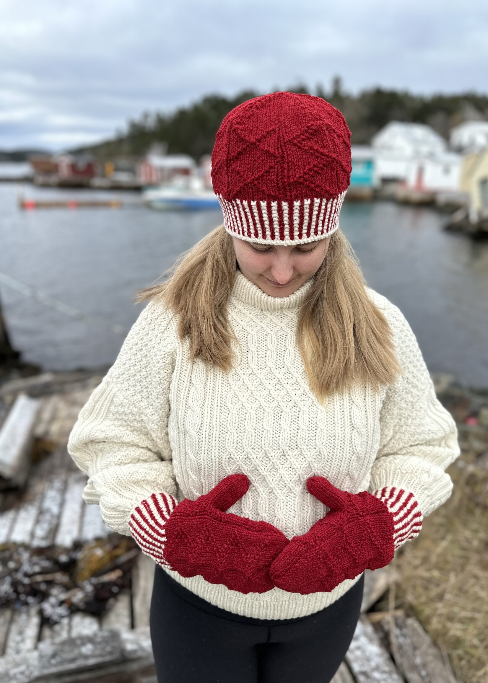 Newfoundland Guernsey Mittens & Hat Pattern