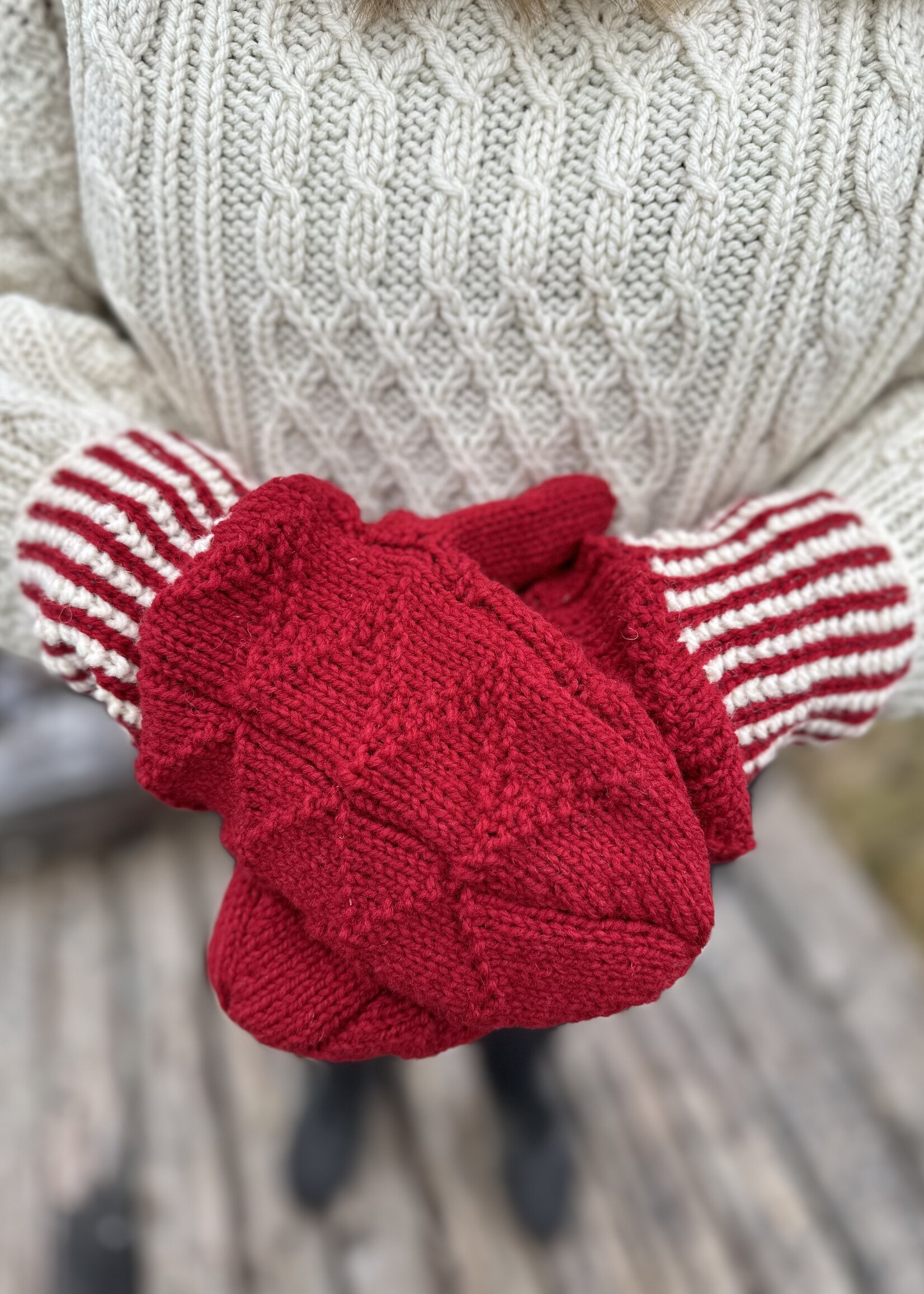 Newfoundland Guernsey Mittens & Hat Pattern