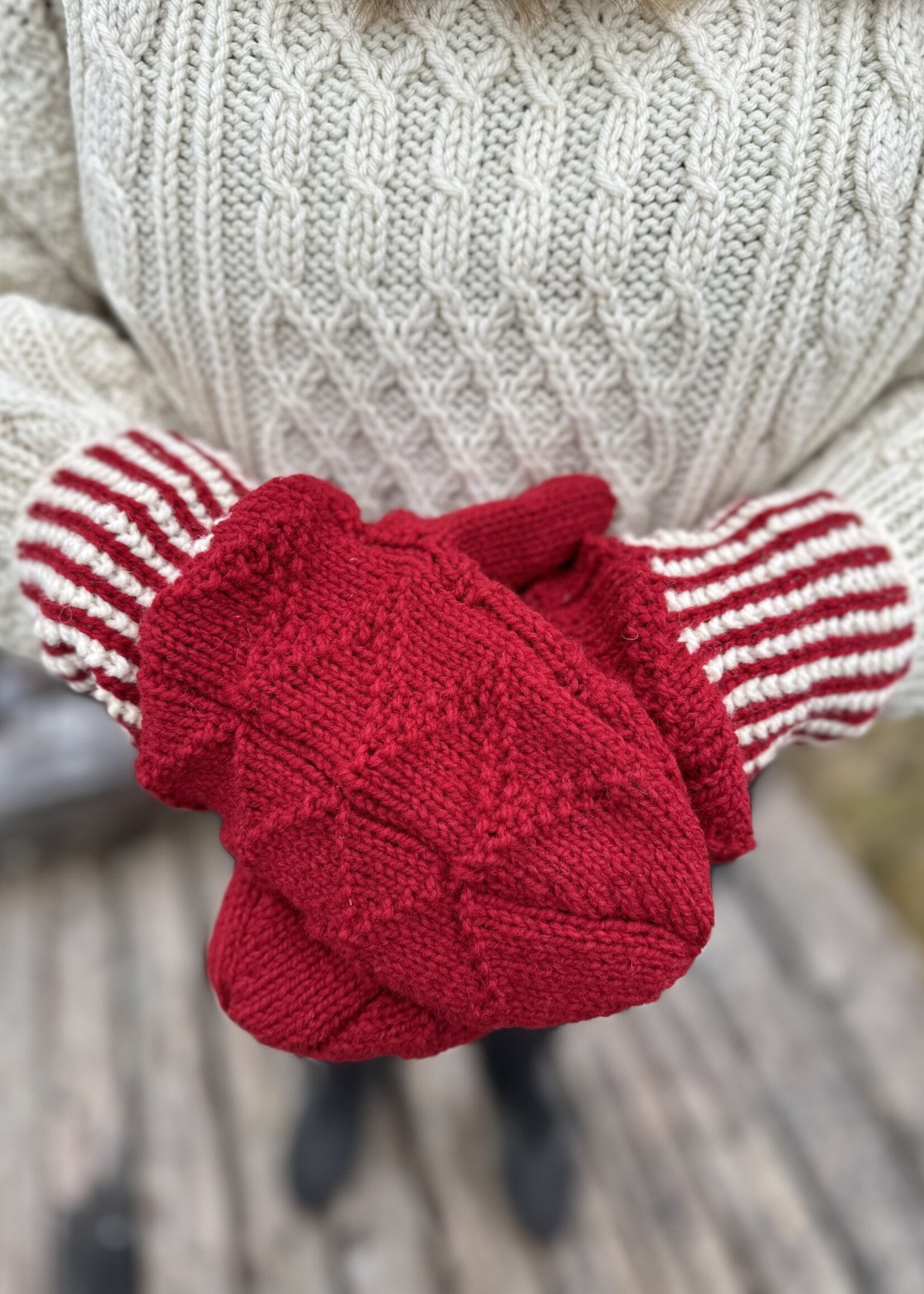 Newfoundland Guernsey Mittens & Hat Pattern