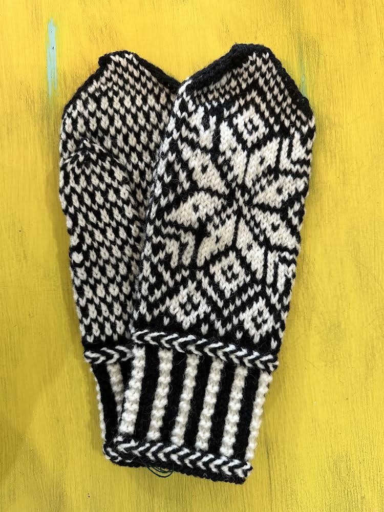 Women’s Mittens by Cathy #19