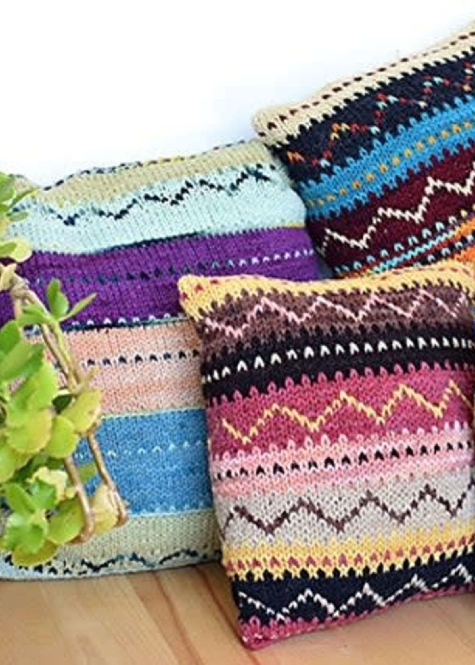 Fleece Artist Wonder Woolen Pillow Kit - Reds & Browns