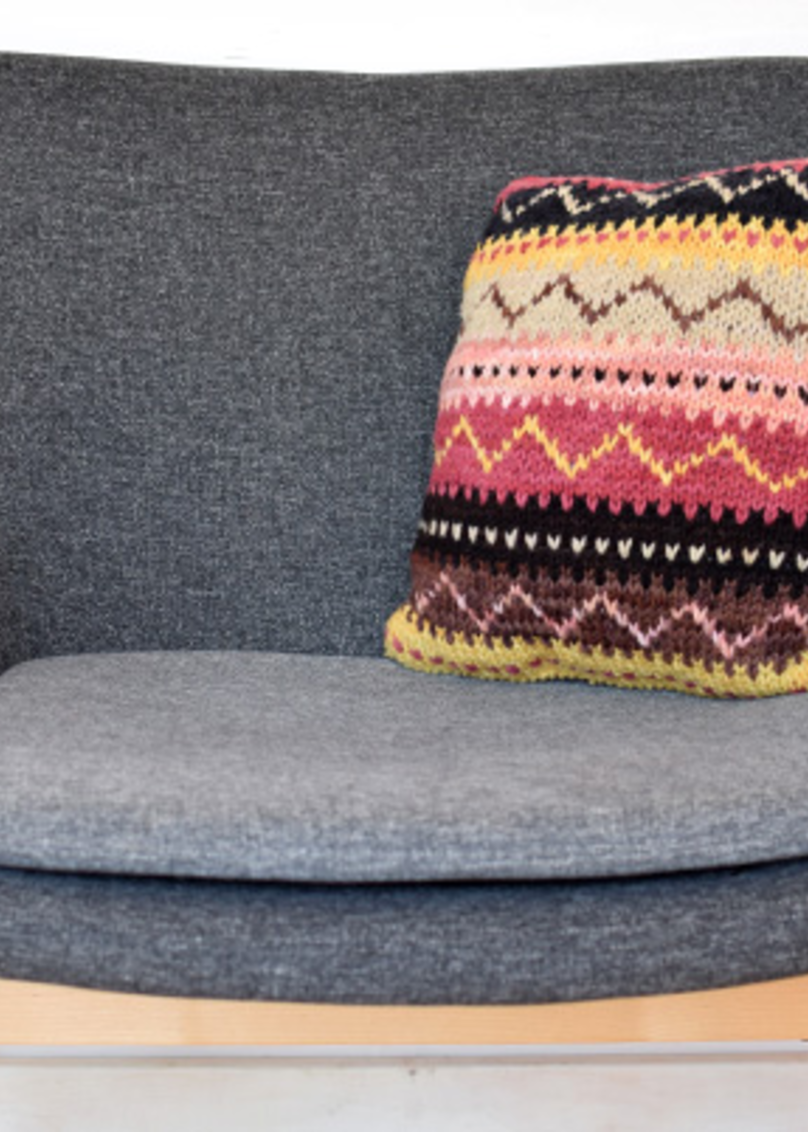 Fleece Artist Wonder Woolen Pillow Kit - Reds & Browns