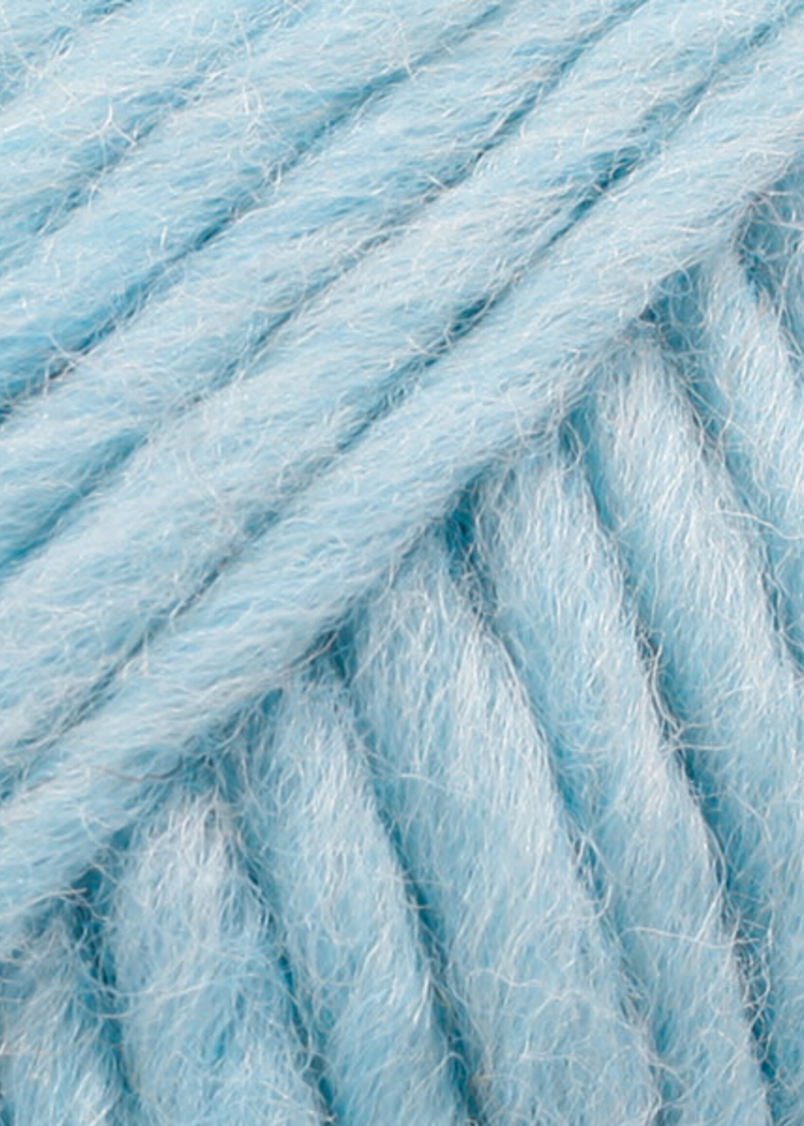 Drops Design Drops Snow - Pastel Blue 31