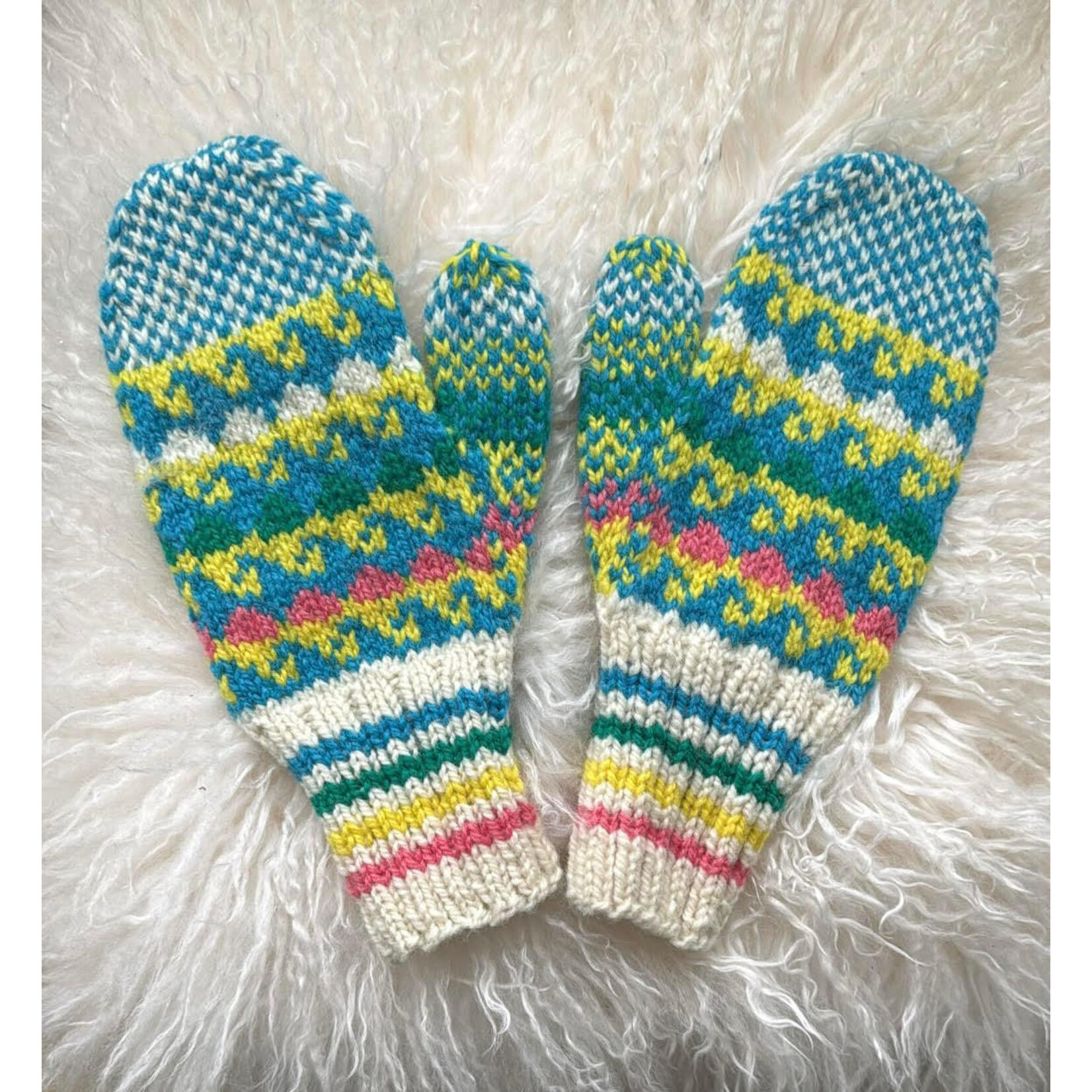 Briggs and Little COCO's Mittens Pattern Kit
