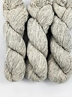 Custom Woolen Mills ltd Custom Woolen Mills - Mule Spinner 1-Ply Yarn - Natural Light Grey #02