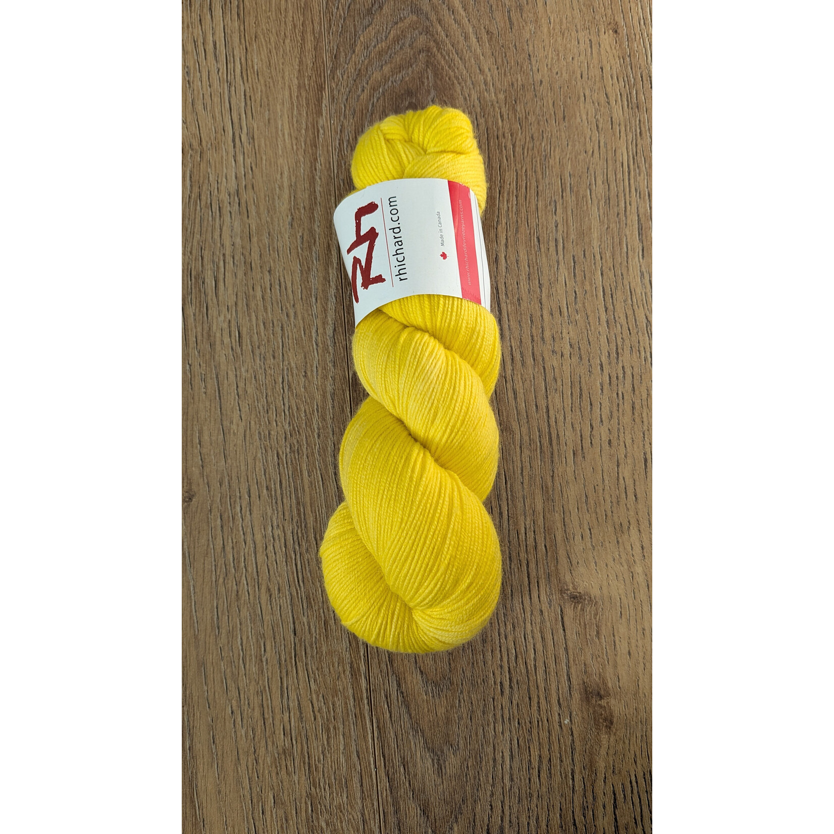 The Yarns of Rhichard Devrieze The Yarns of Rhichard Devrieze - Thede - Banana Popsicle