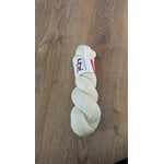 The Yarns of Rhichard Devrieze The Yarns of Rhichard Devrieze -  Thede - Pearl