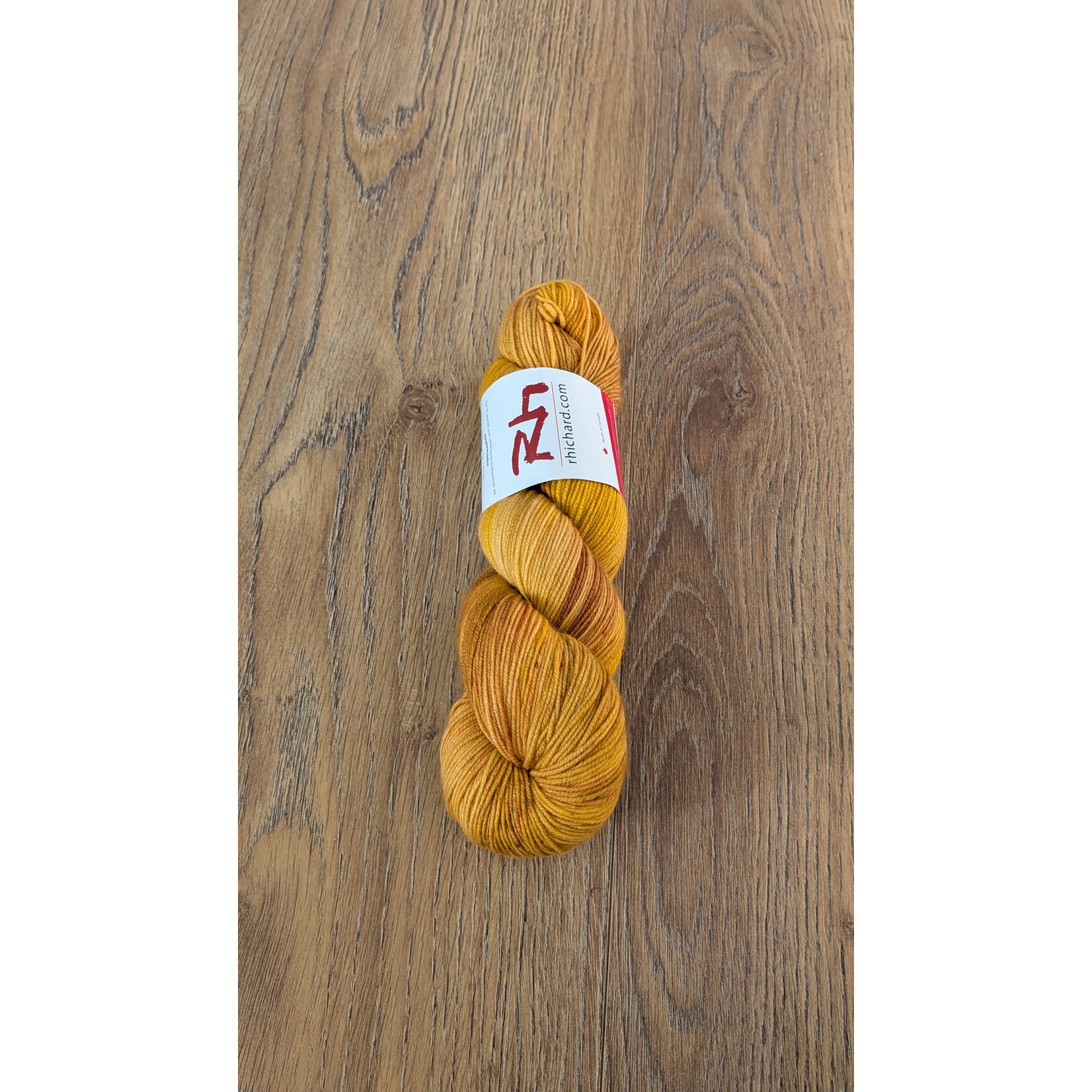 The Yarns of Rhichard Devrieze The Yarns of Rhichard Devrieze - Thede - All That Glitters