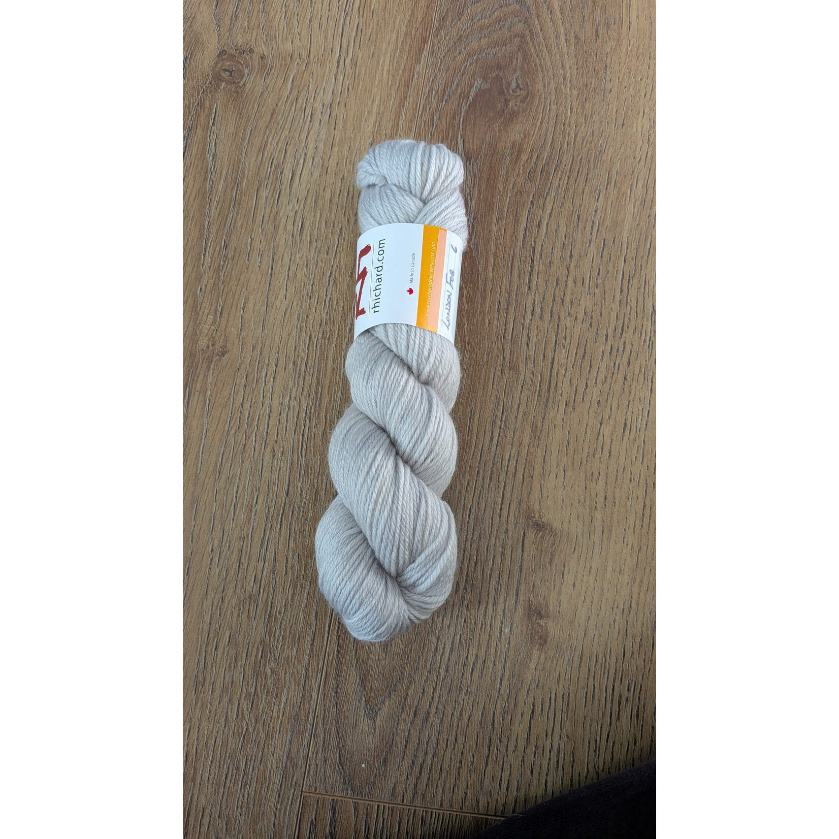 The Yarns of Rhichard Devrieze The Yarns of Rhichard Devrieze - Fynn - London Fog