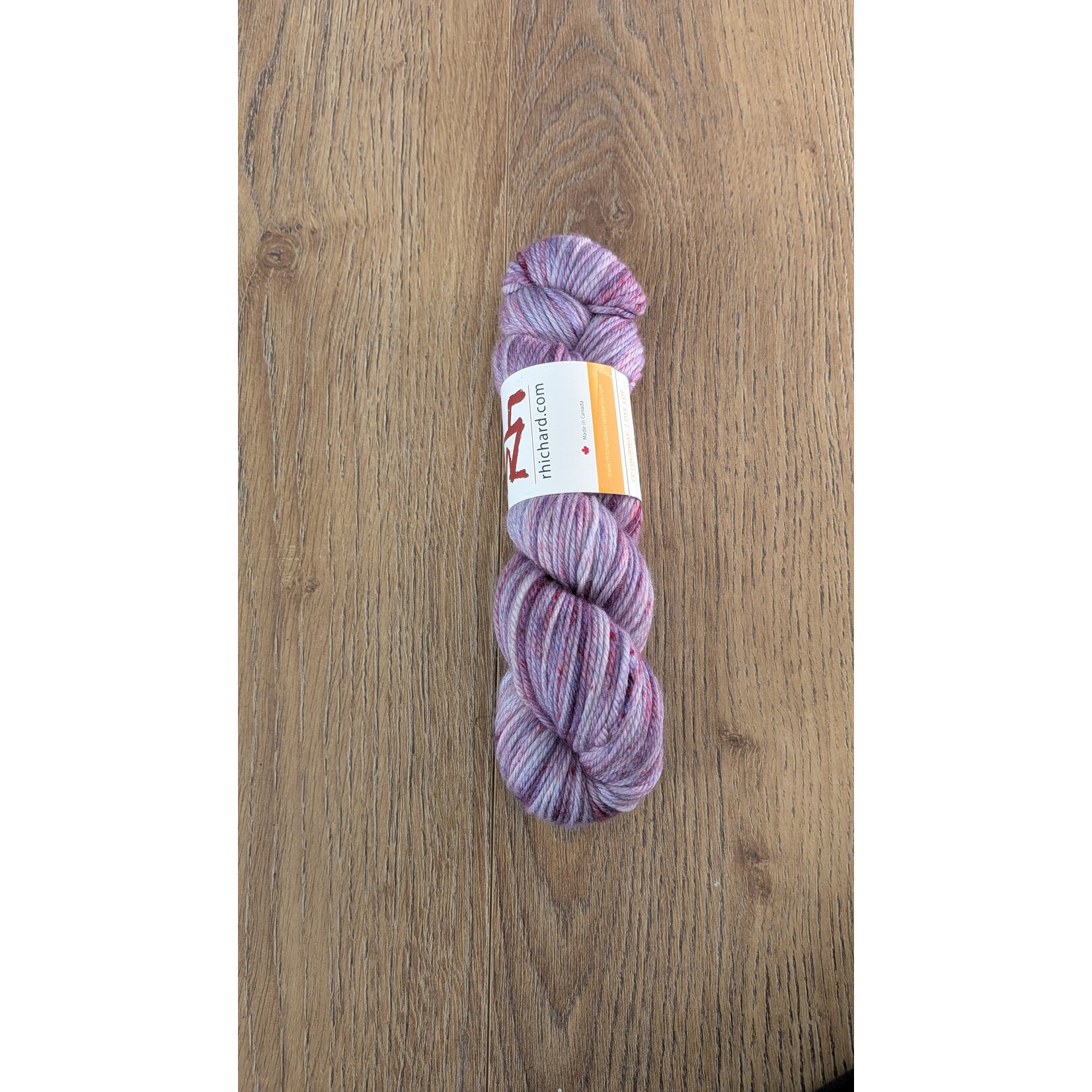 The Yarns of Rhichard Devrieze The Yarns of Rhichard Devrieze - Fynn - Fizzy Pop