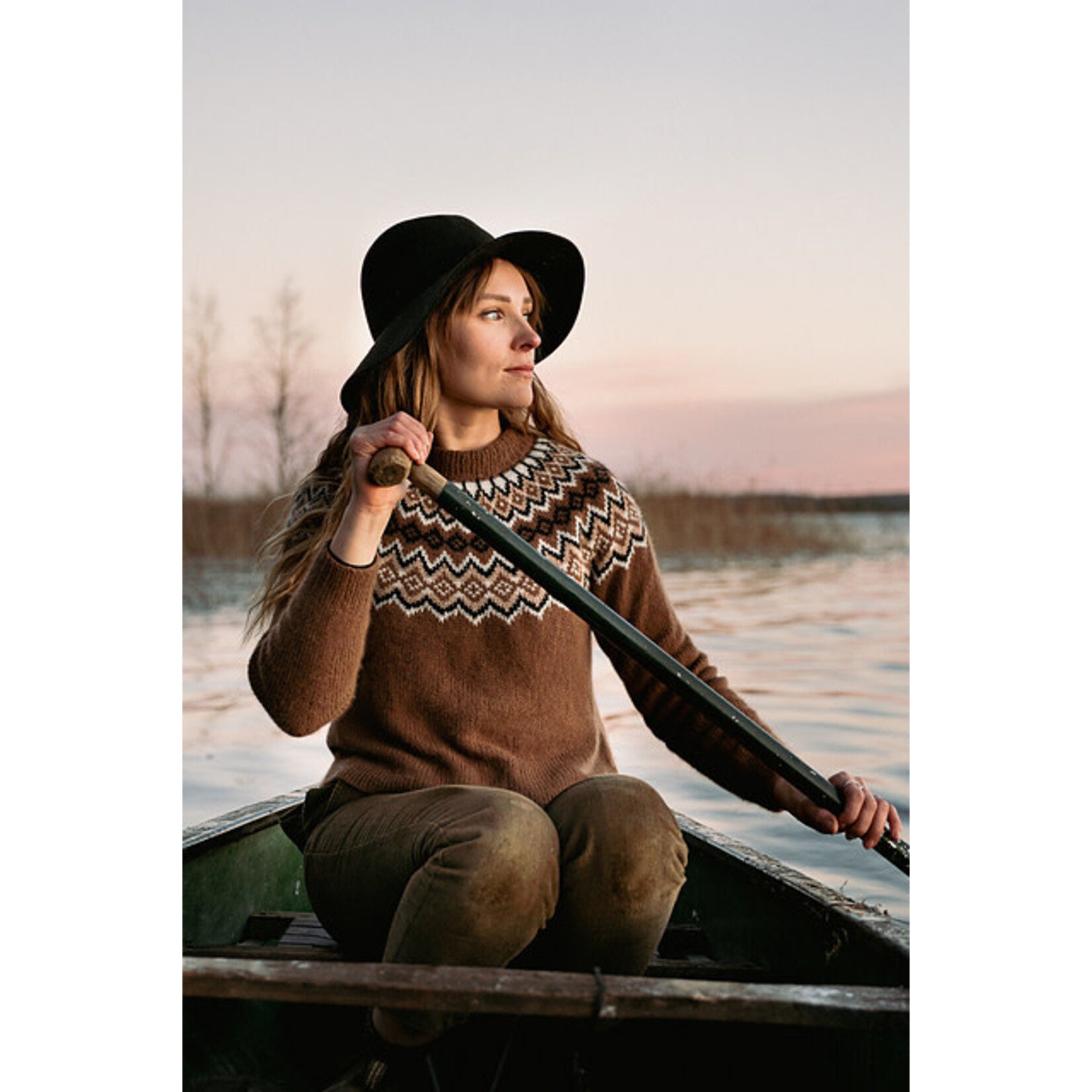 Book - Unfolding Landscapes: 17 Knits for the Road by Ronja Hakalehto & Laine Publishing