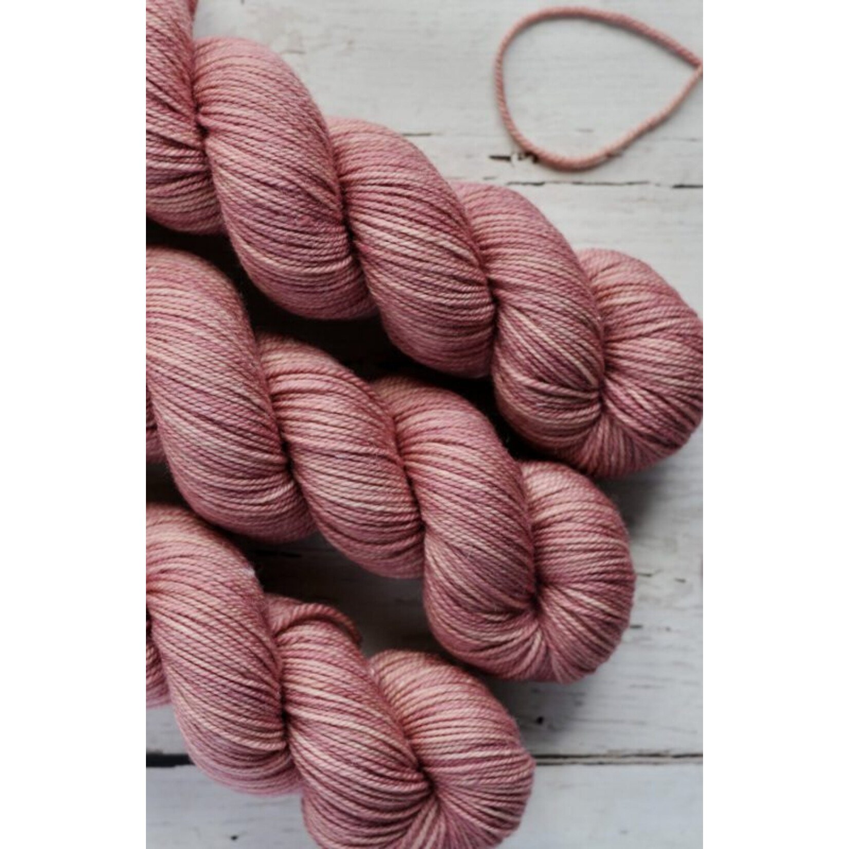 Julie Asselin Julie Asselin  Leizu DK - Rose Gold