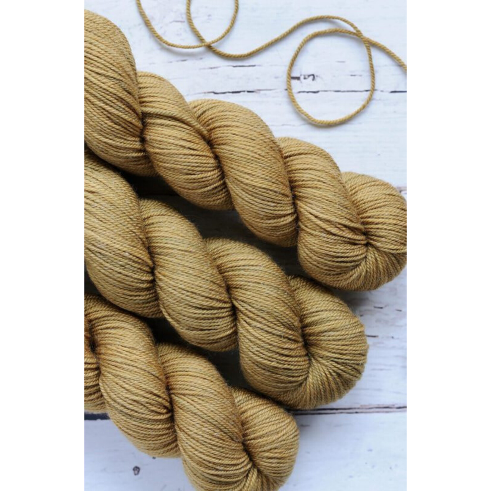 Julie Asselin Julie Asselin - Leizu DK -  Ale