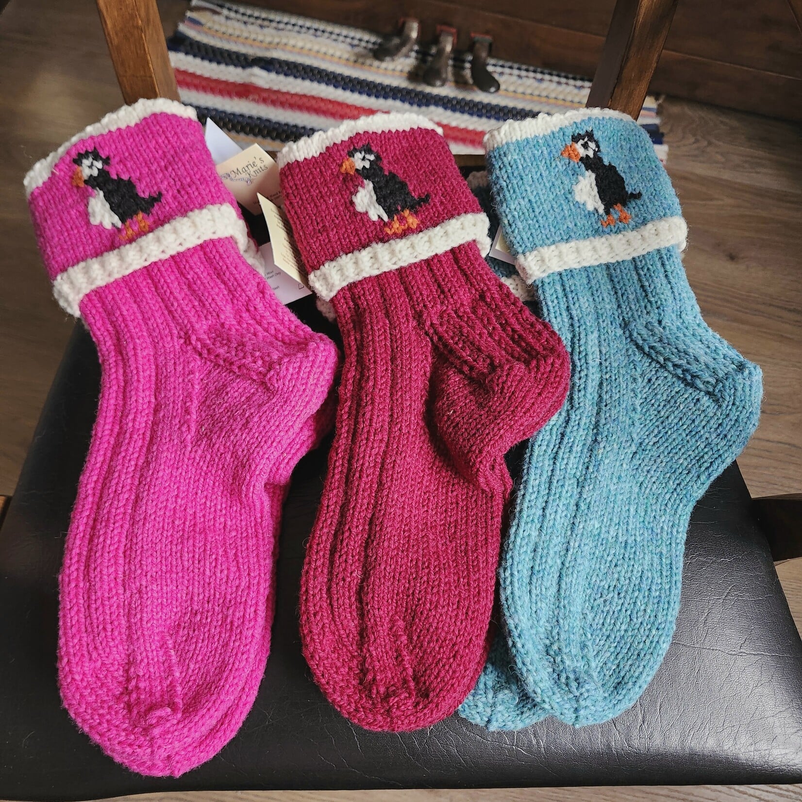 Newfoundland Puffin Cuff Socks - Hot Pink