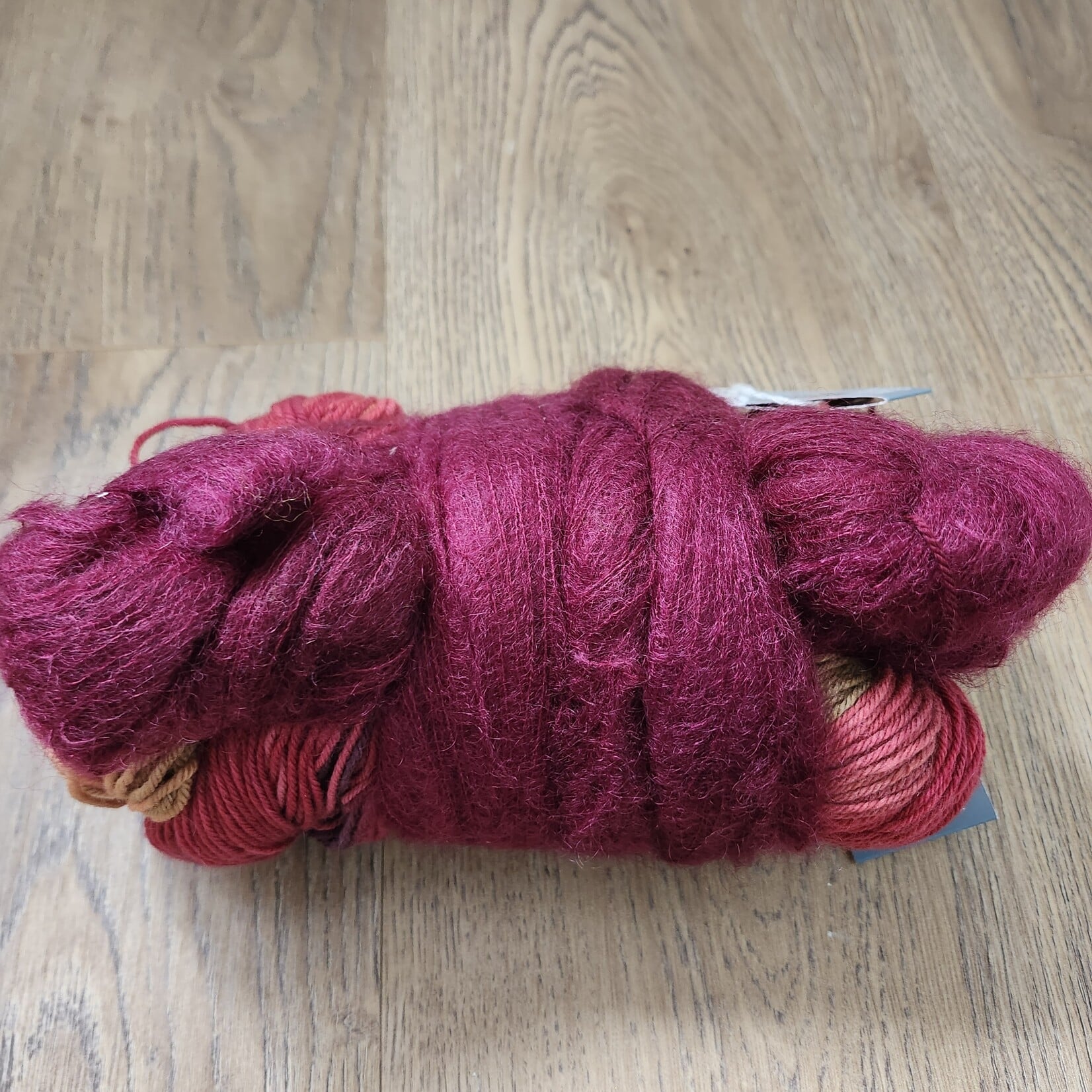 Fleece Artist Fleece Artist - "Vest Friend" Kit - Cranberry