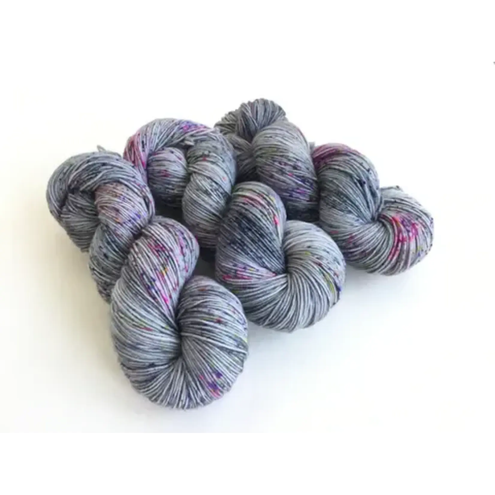 Kat's Riverside Studio - Merino DK - Spangle