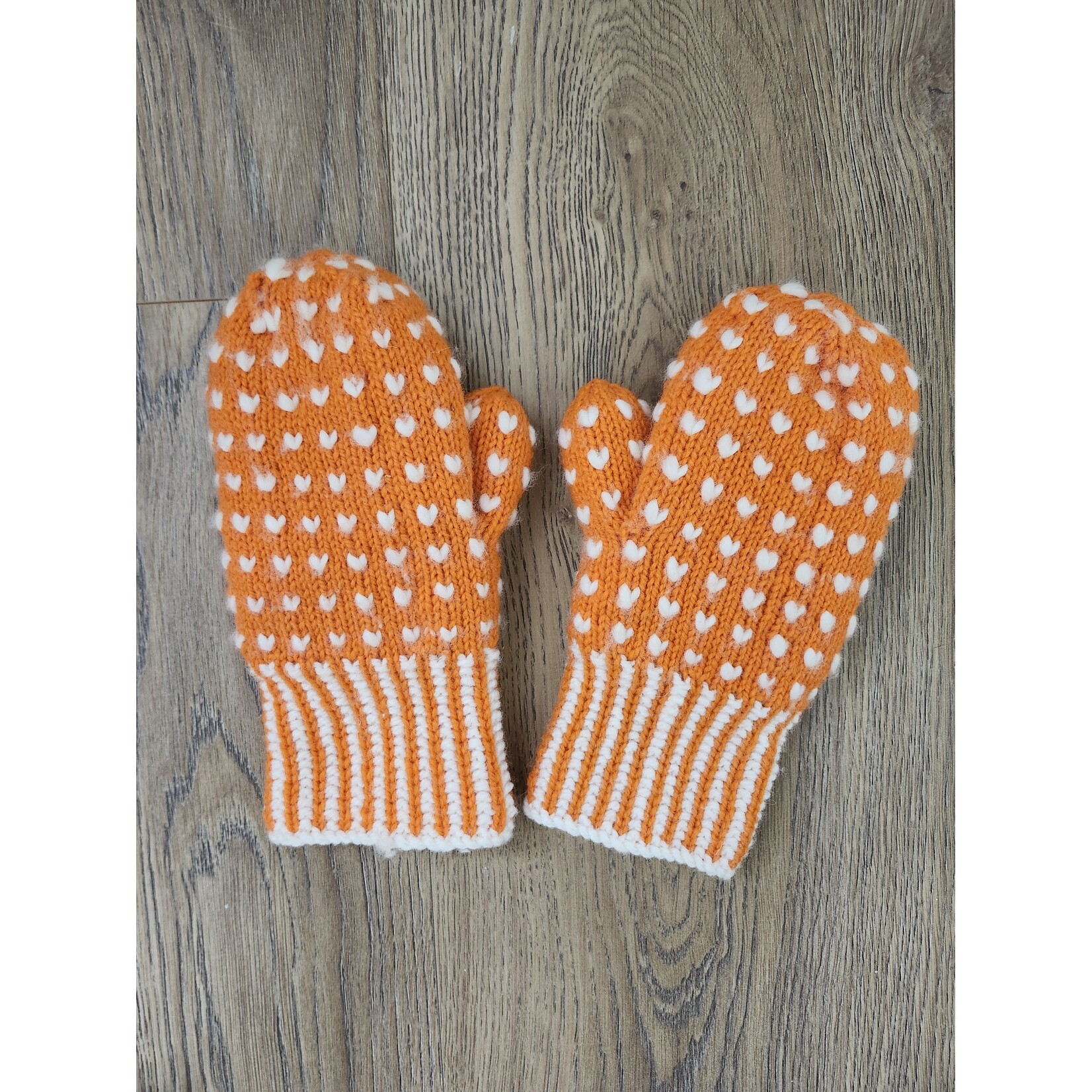 COCO's Thrummed Mittens Kit - Strawberry Rhubarb Jam