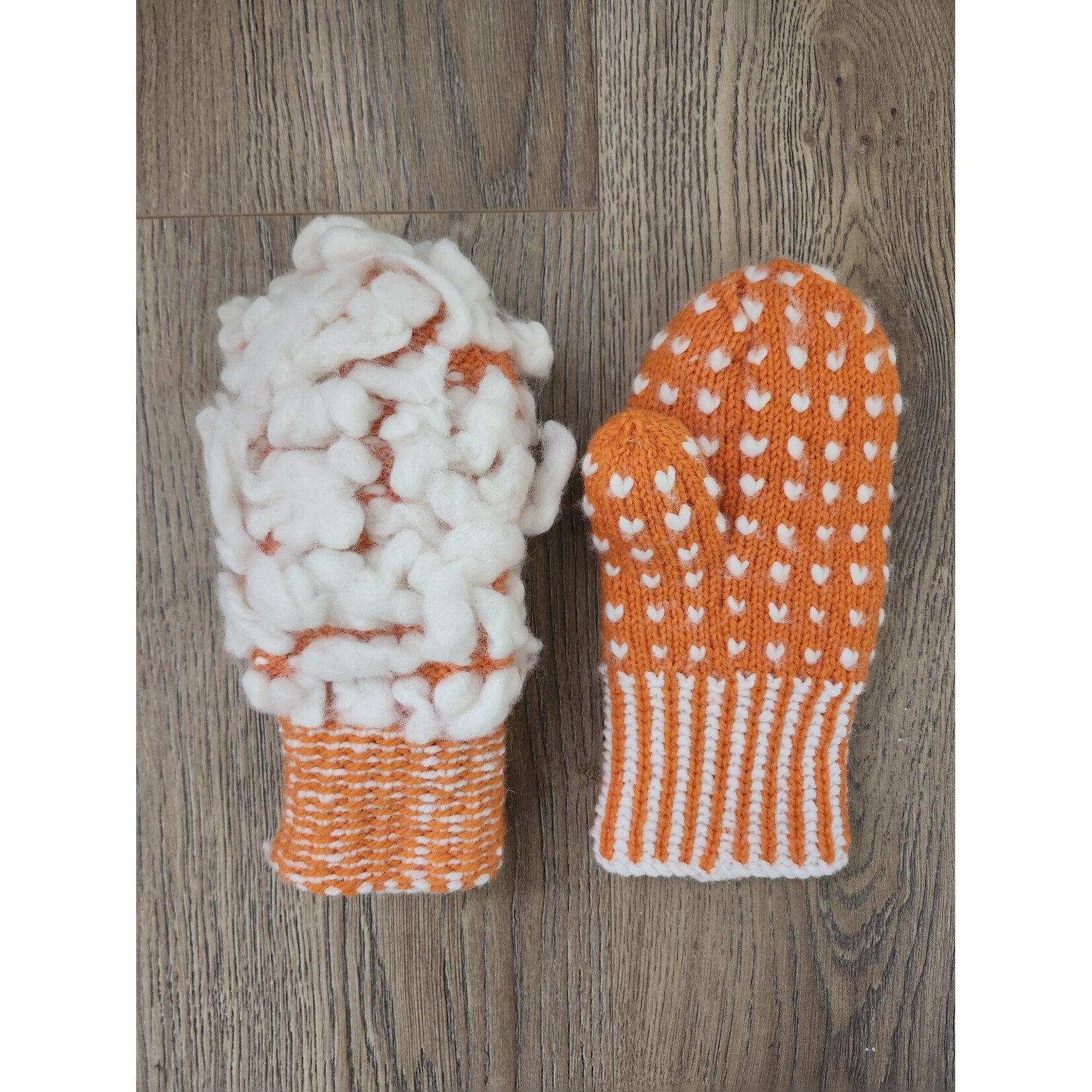 COCO's Thrummed Mittens Kit - Strawberry Rhubarb Jam