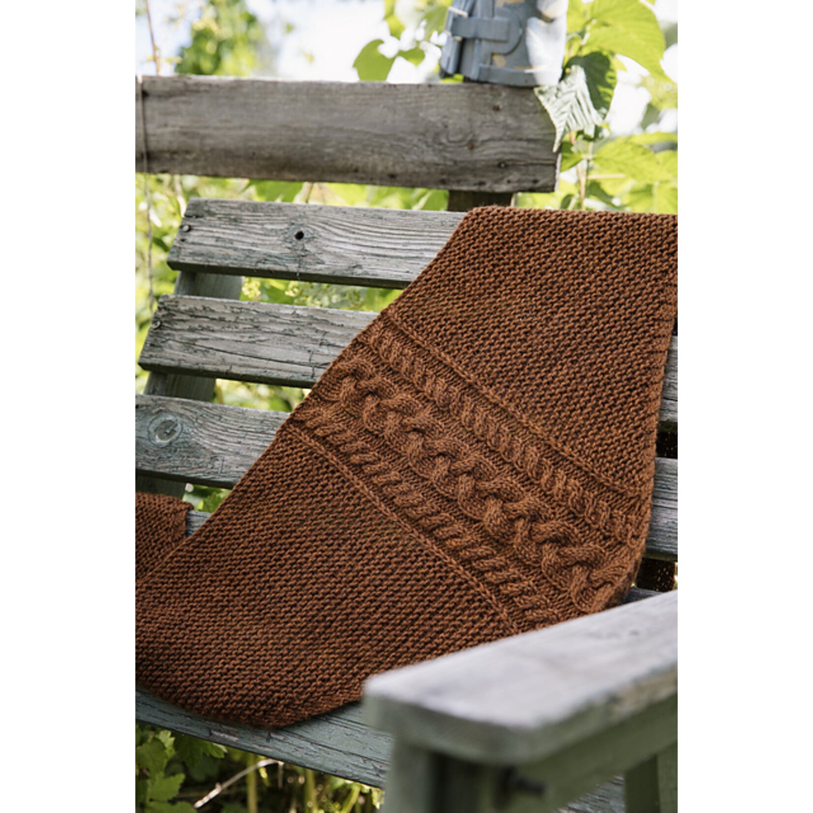 Book - 52 Weeks of One-Skein Knits by Laine Publishing