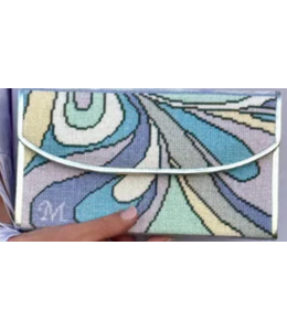 Mod Trifold Clutch