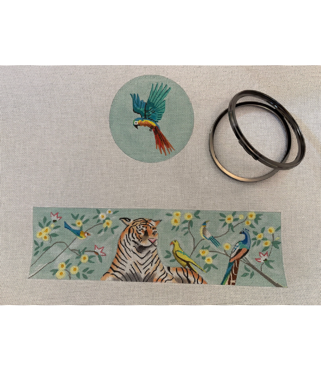 Tiger in Garden w/ Box Ring