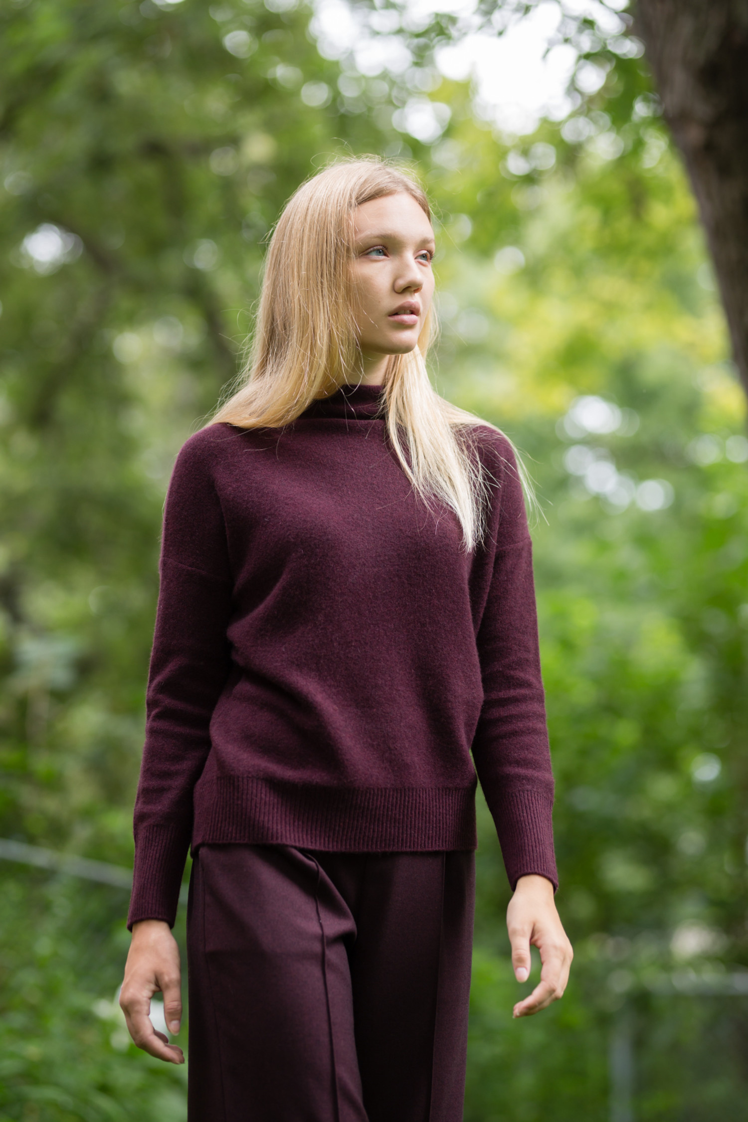 Vince Boiled Cashmere Funnel Neck Pullover Dahila Wine The Fold