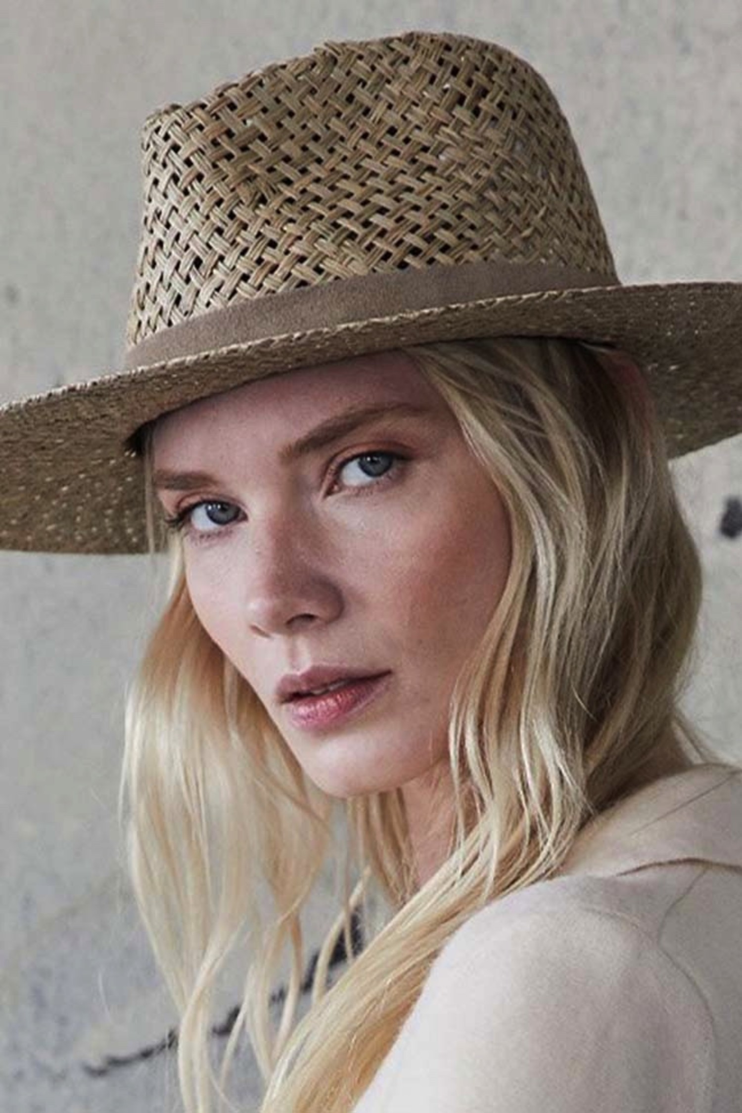 Janessa leone mary Clearance