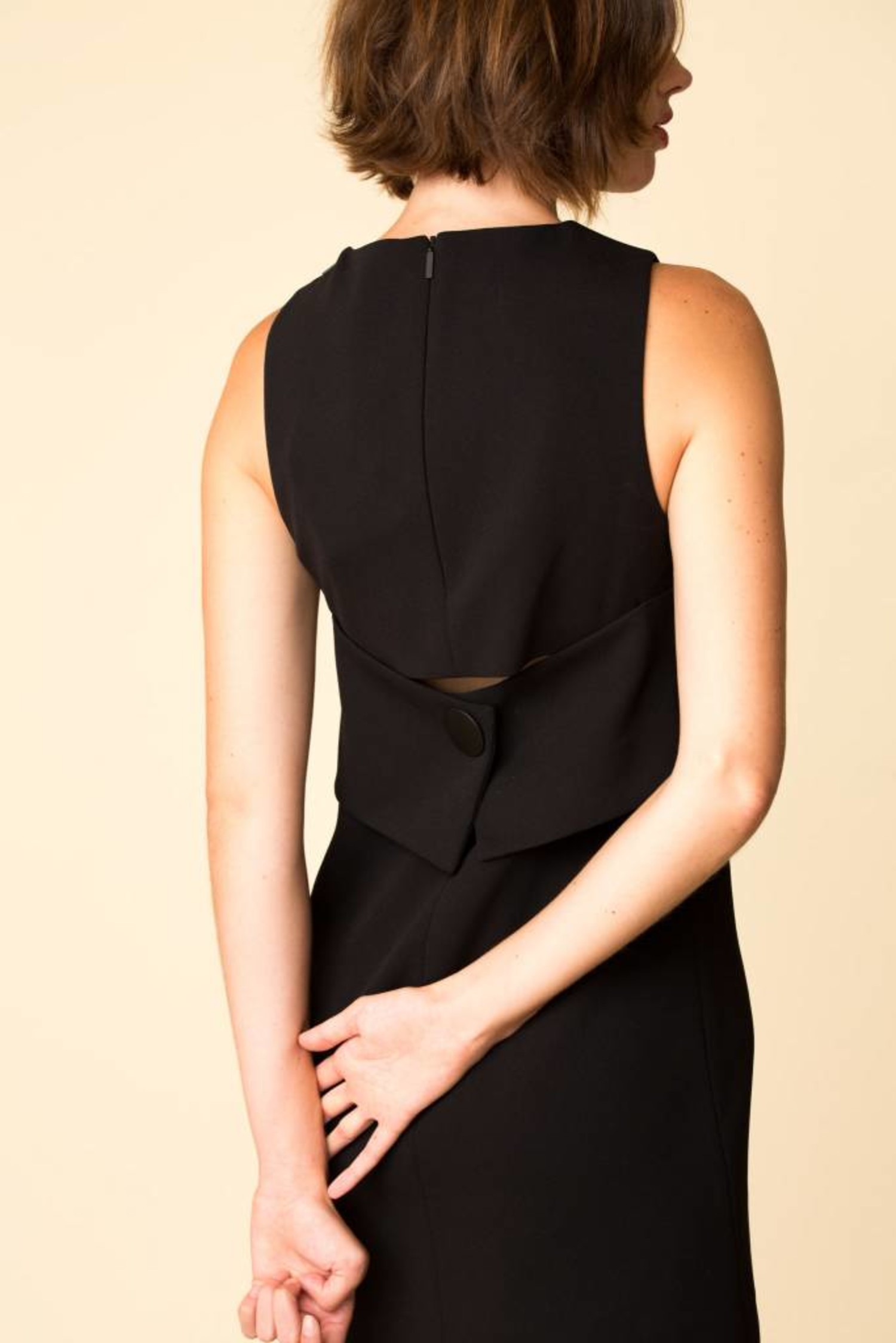 tibi structured crepe sleeveless blouse