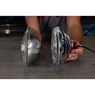 RetroBright RETROBRIGHT LED Sealed Beam 7" Round - Classic White - LFRB135