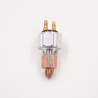 Pure Choice Motorsports Low Pressure Brake Light Switch to 3/8-24 Male Inverted - 1040