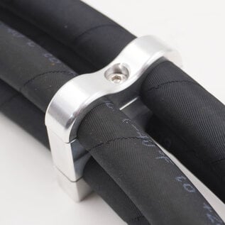 Pure Choice Motorsports Billet Aluminum Non-Floating 4-Hose Reduced Barrier A/C & Heater Line Clamp- .540" x .750"  x .750" x .750" - 8210