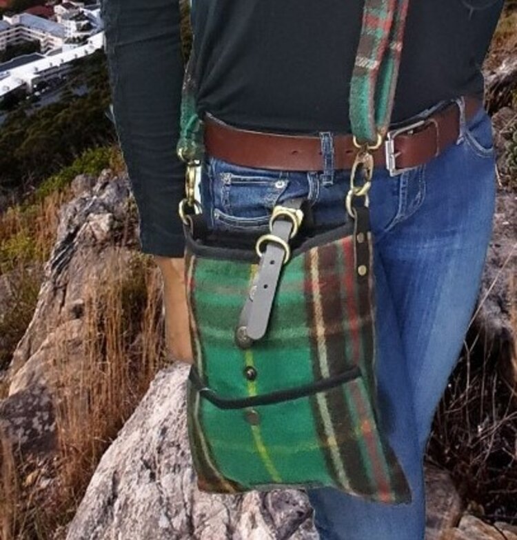 Newfoundland Tartan Islay Bag