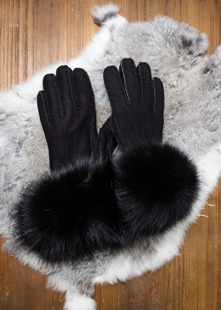 Sheepskin Gloves w/Fox Trim