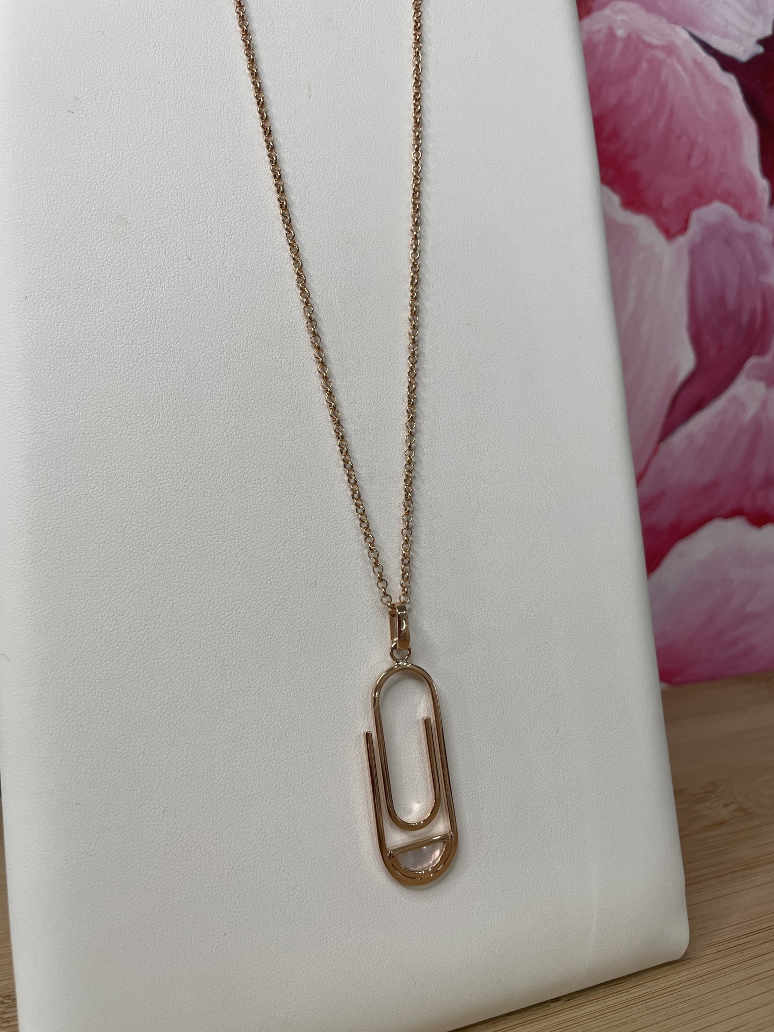 Paper hotsell clip pendant