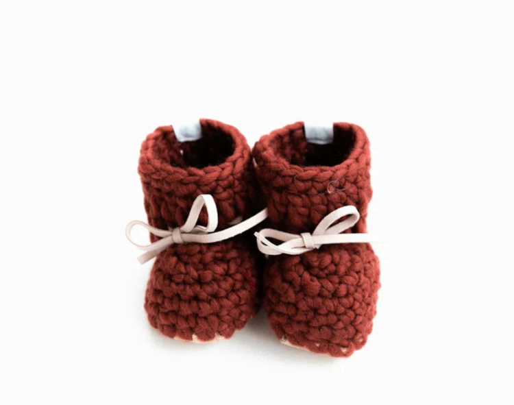 Sweater Moccs